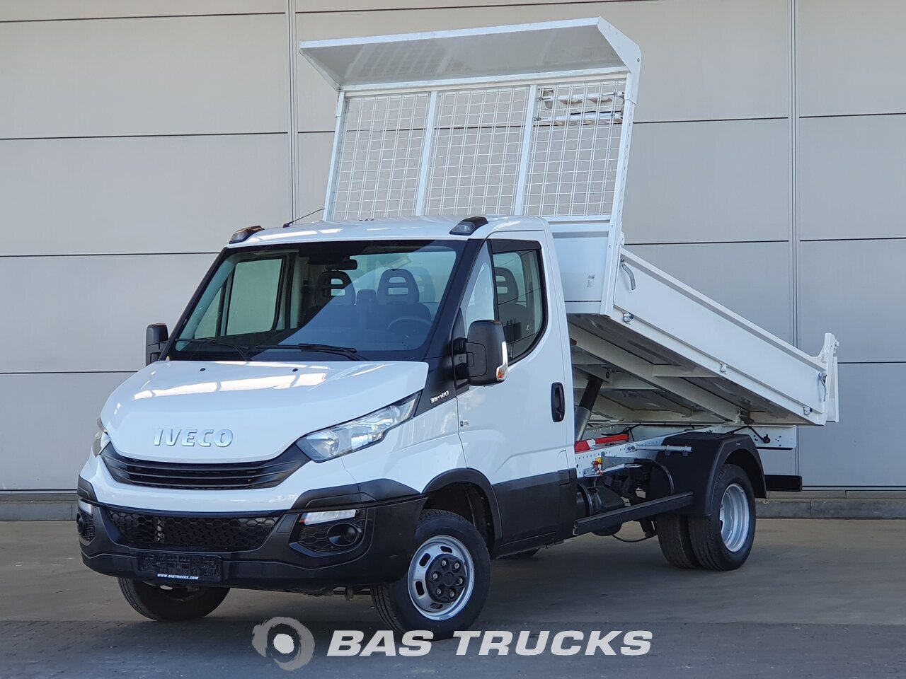 Iveco Daily 35c14v Kipper Met Trekhaak 3500 Kg Trekvermo 2017