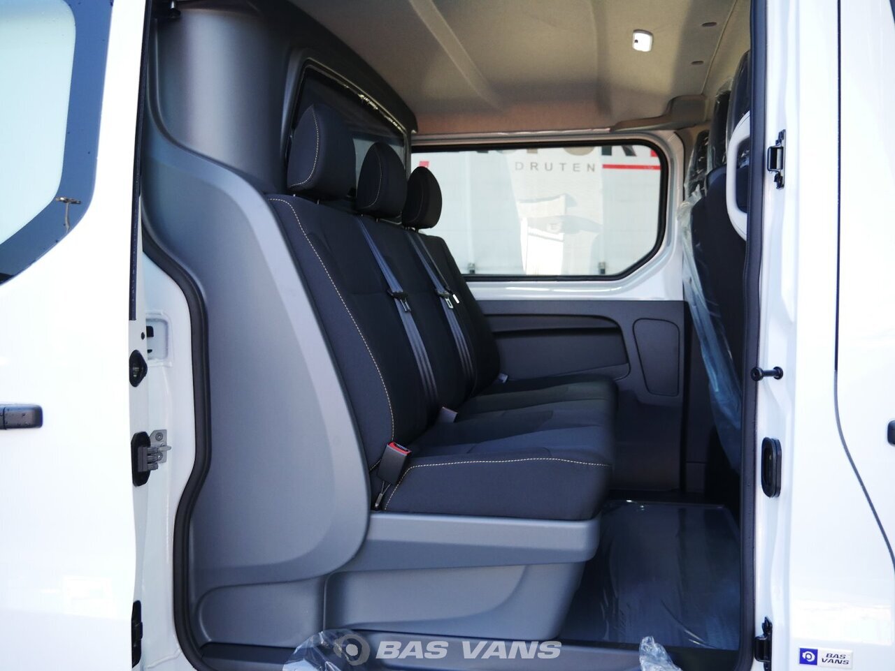 Renault trafic салон