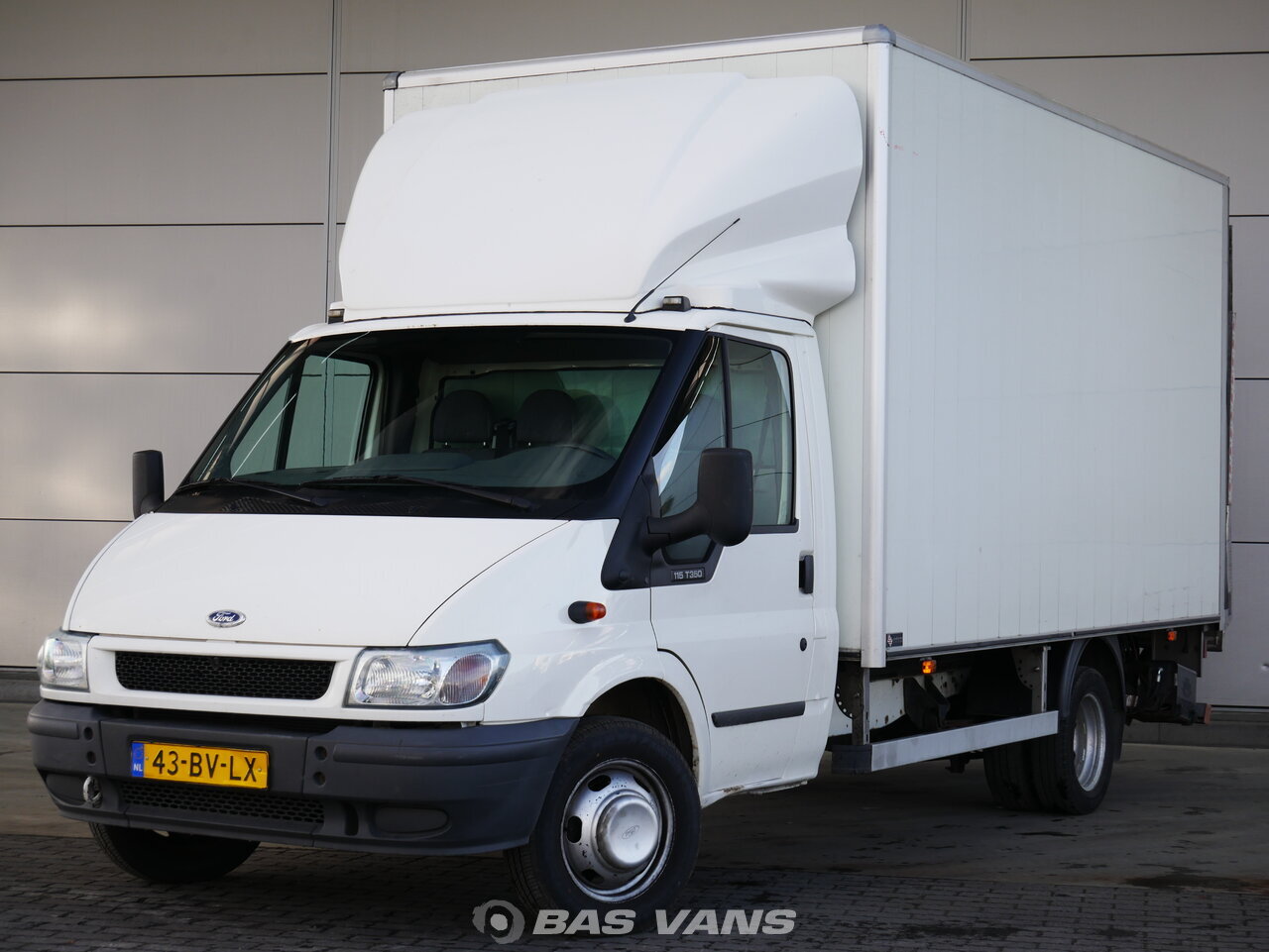 ford transit 2005