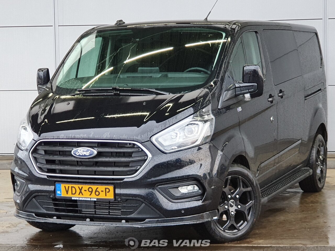 transit custom 270 towing capacity