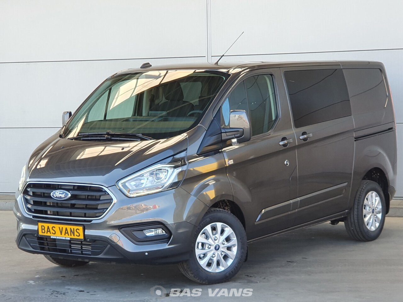 ford transit custom 300 limited specs