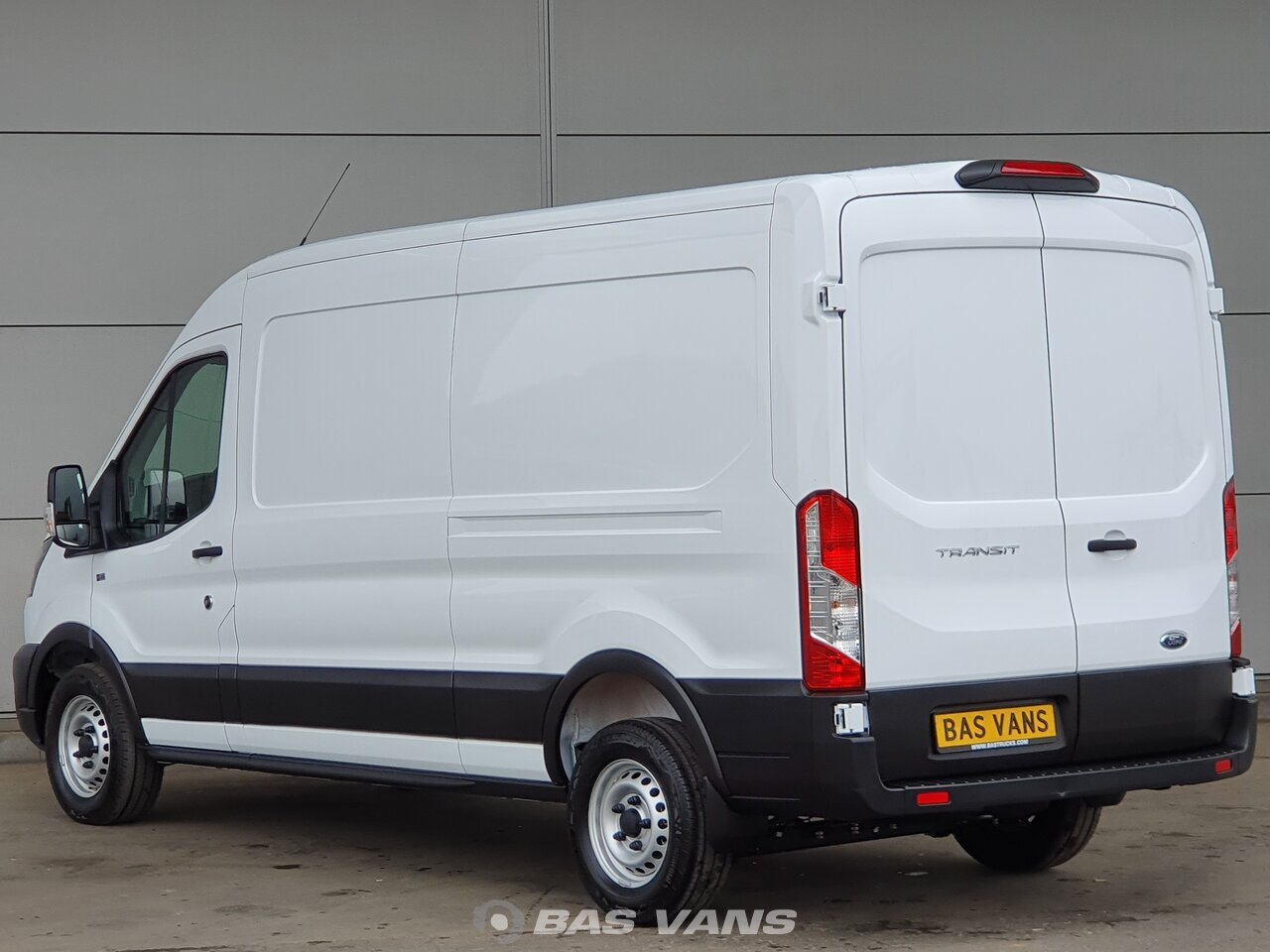 ford transit l3h2