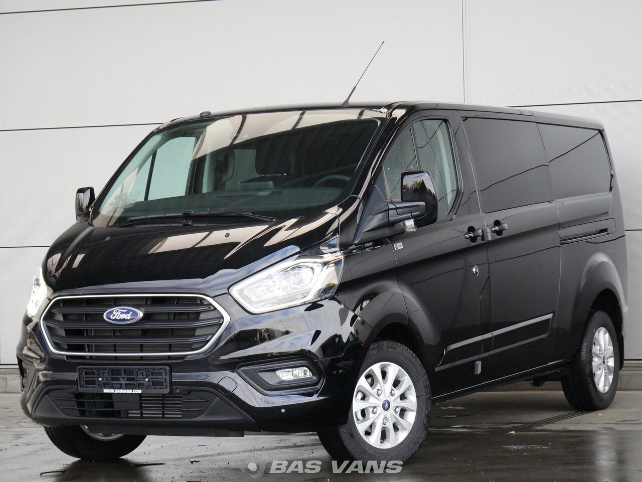 ford transit custom limited