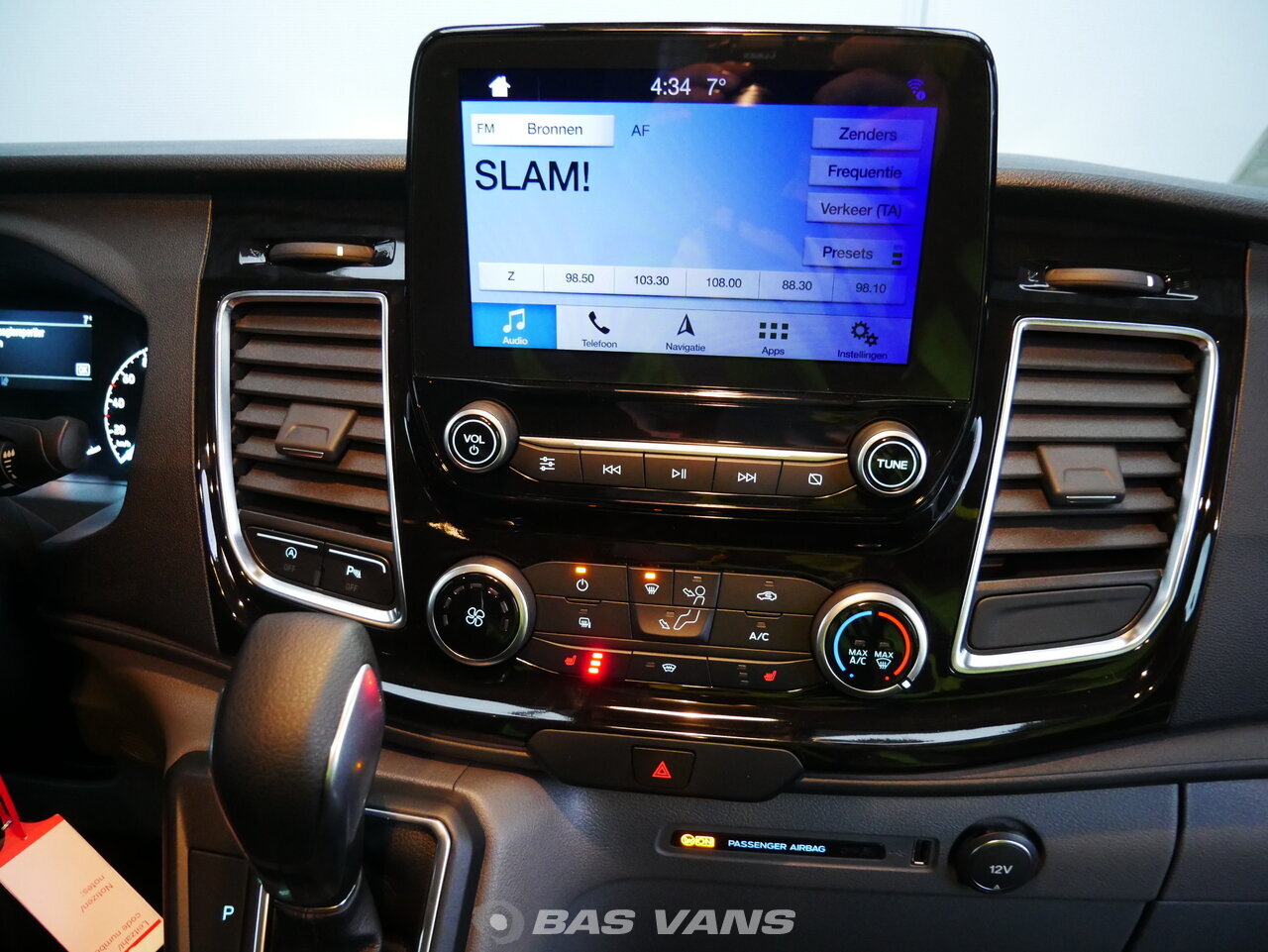 ford transit 2020 radio