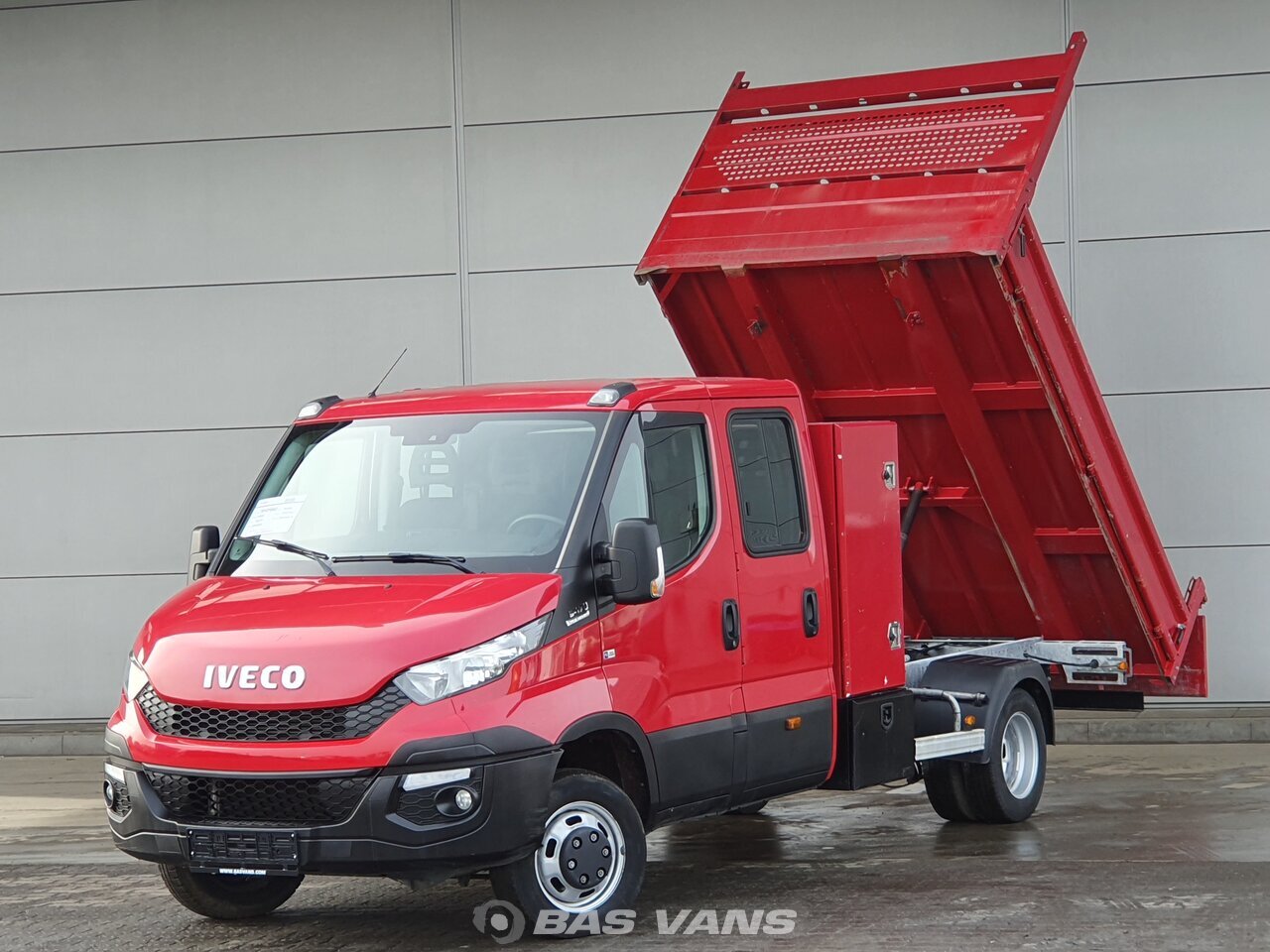 second hand tipper vans