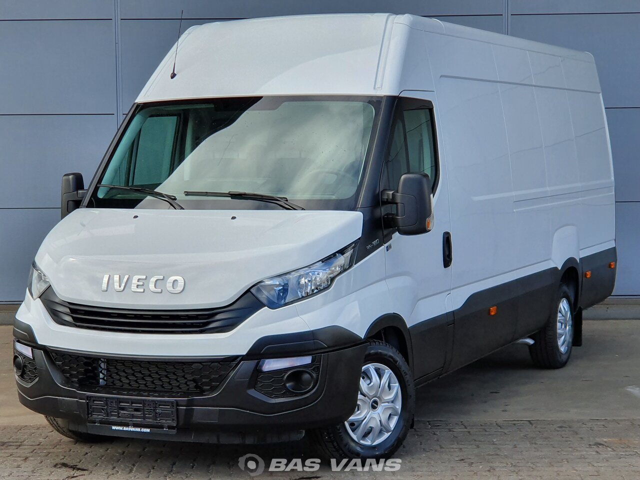 new iveco daily 2021