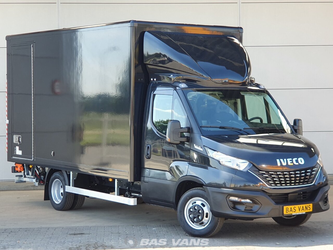 new iveco daily 2021
