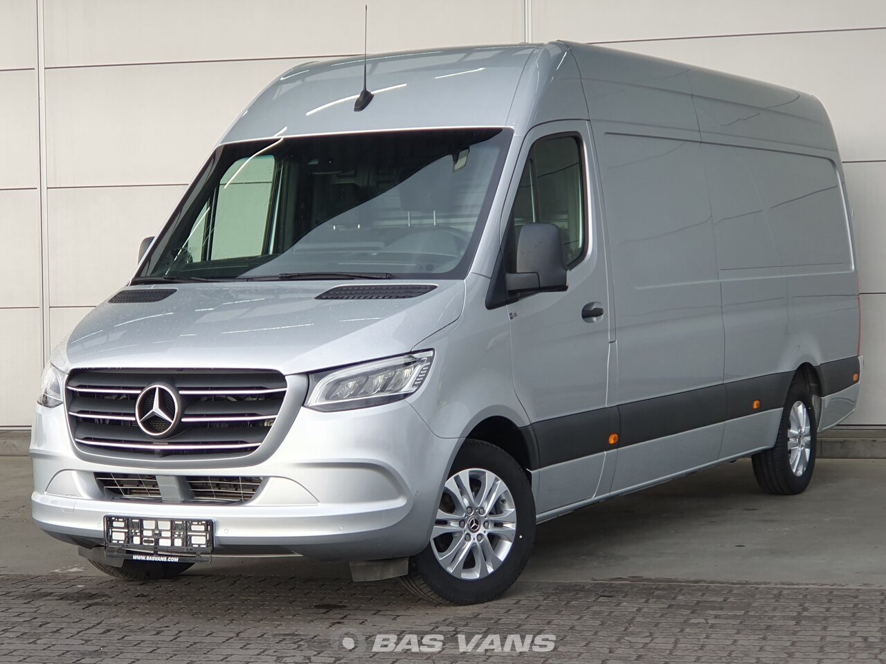 benz commercial van