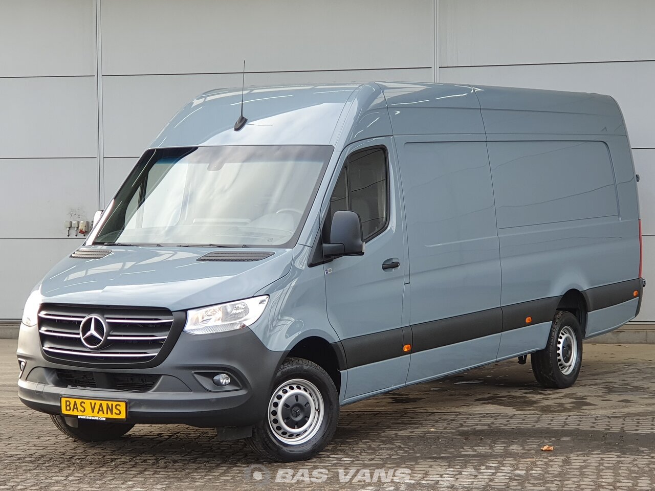 mercedes minibus 2019