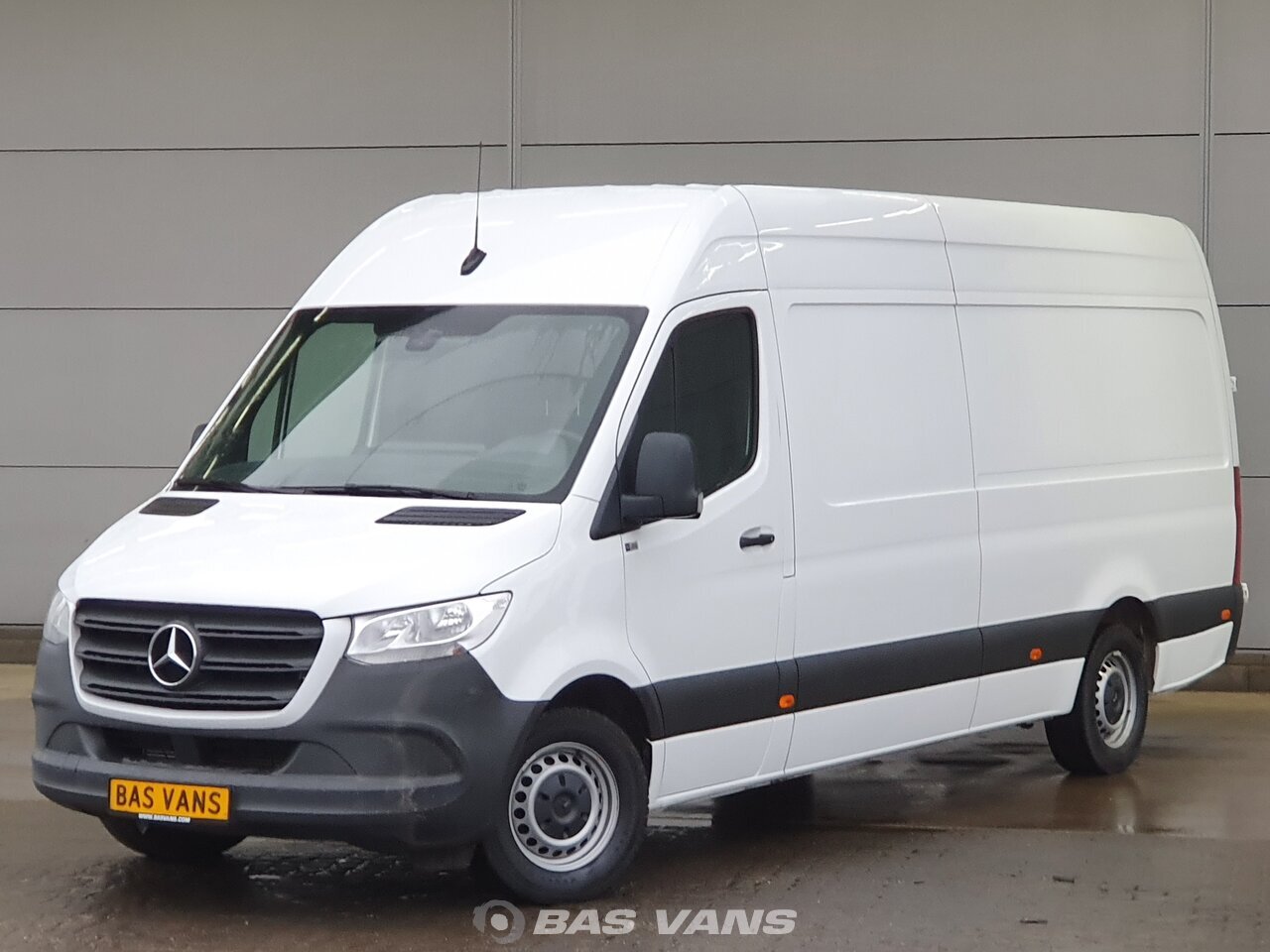 vans commercial 2019