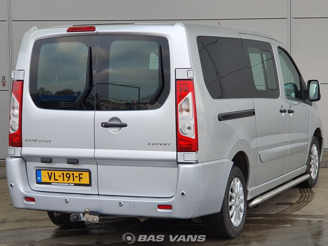 nearly new peugeot expert vans for sale