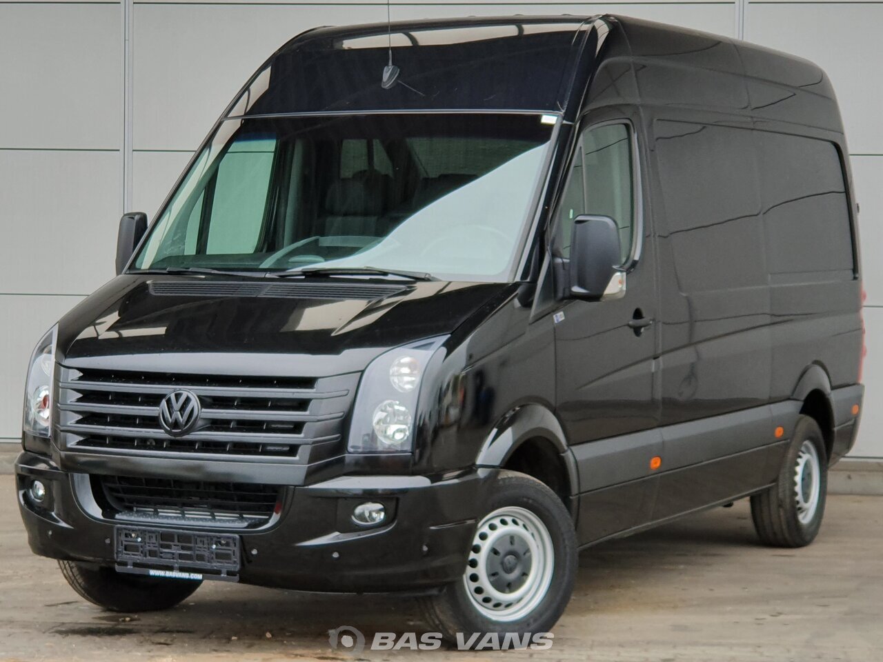 Volkswagen 2016 Closed van Light 